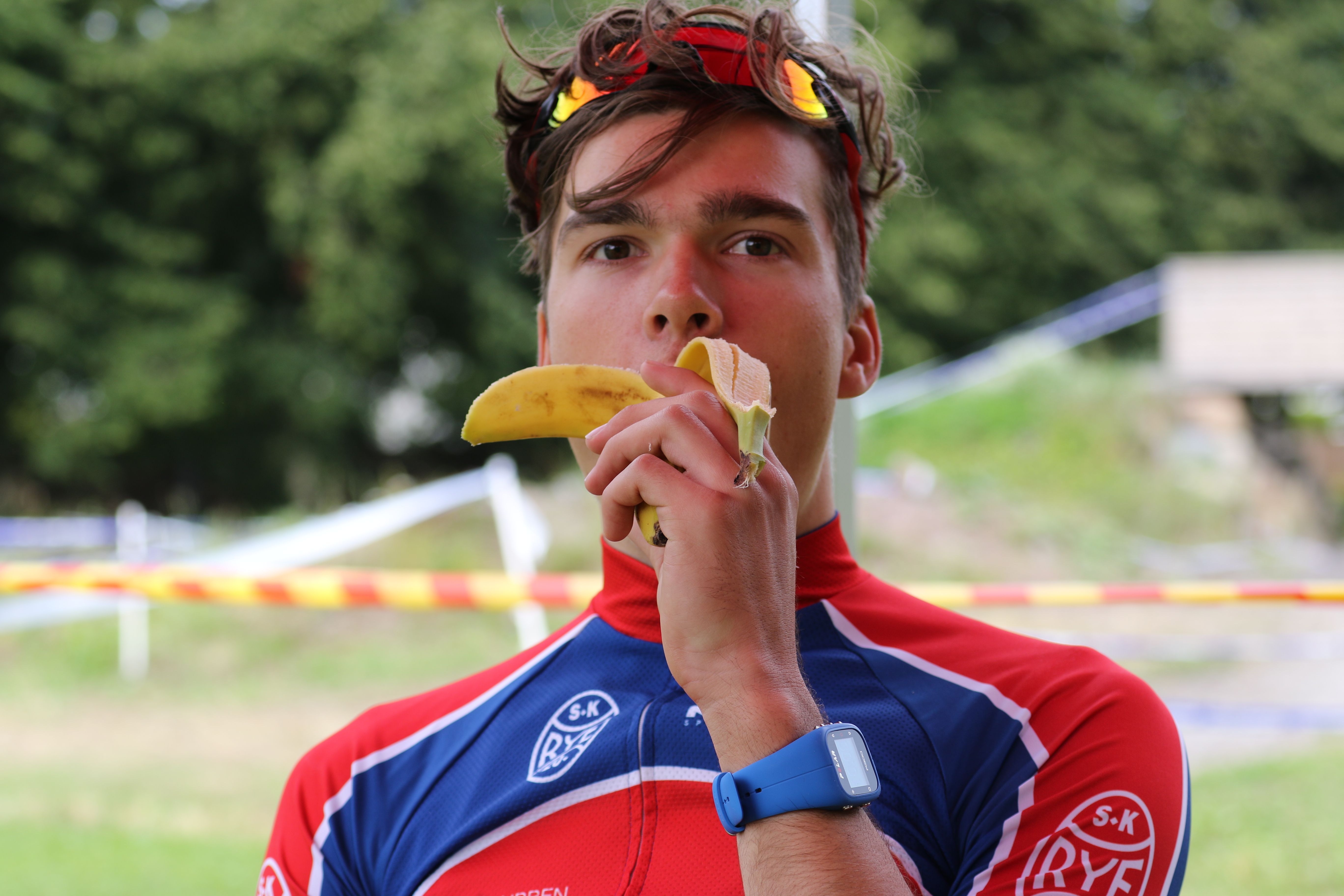 denne bananen spiste jeg før rittet i Horten, hvor jeg syklet veldig fort, så nå skal jeg bare spise bananer inn mot rittet på søndag!
